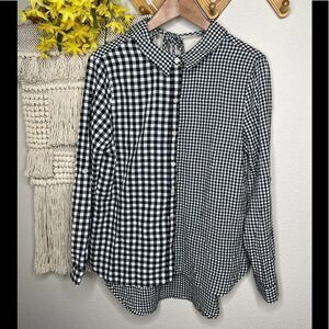 Passport Black Plaid Top Medium